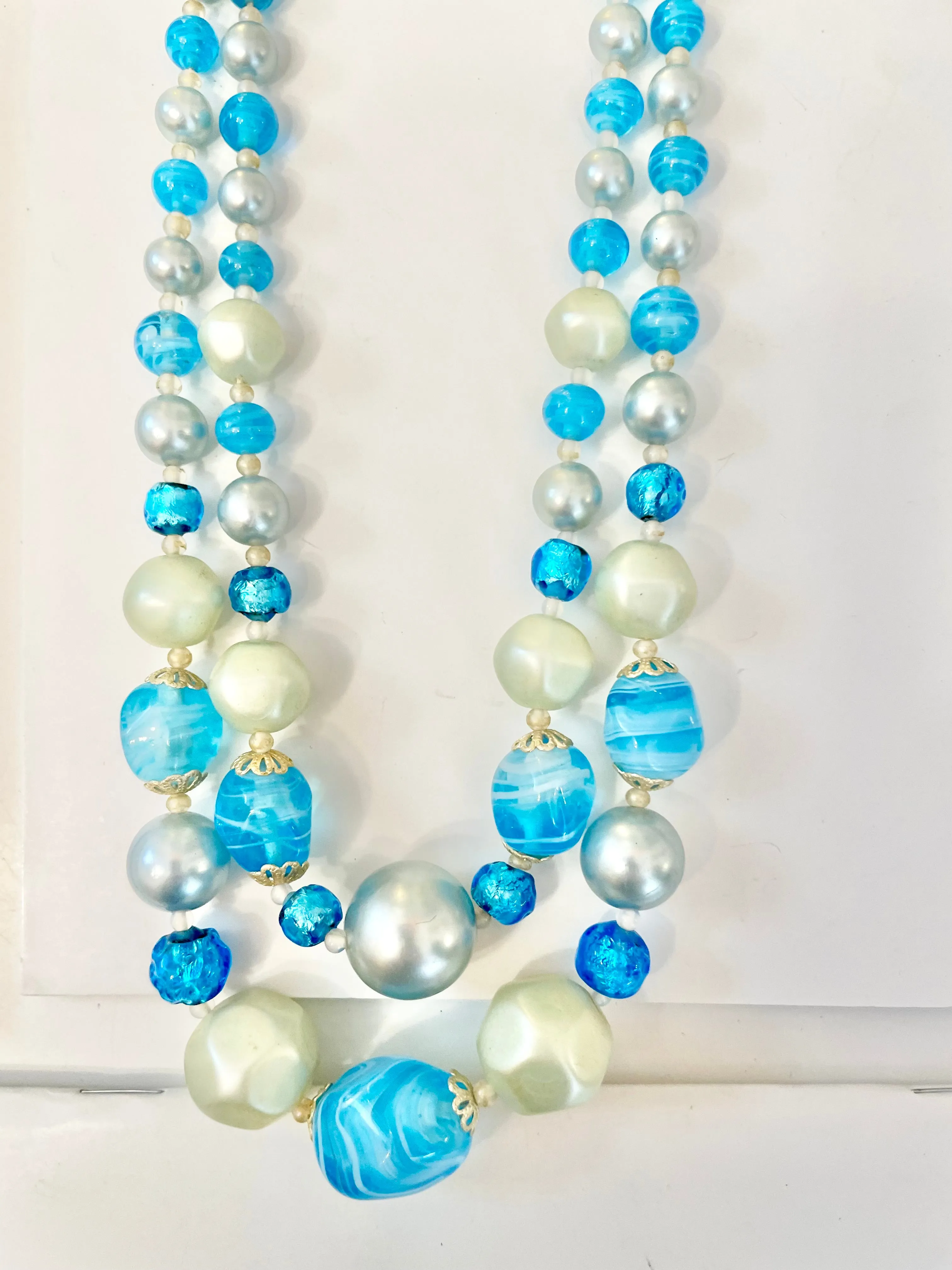 1960's stunning necklace... so colorful!