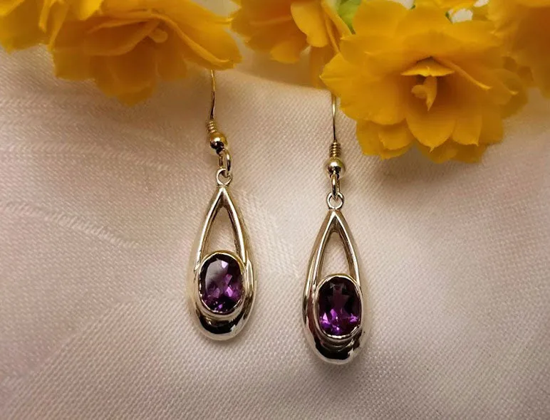 3D Amethyst Oval Earrings