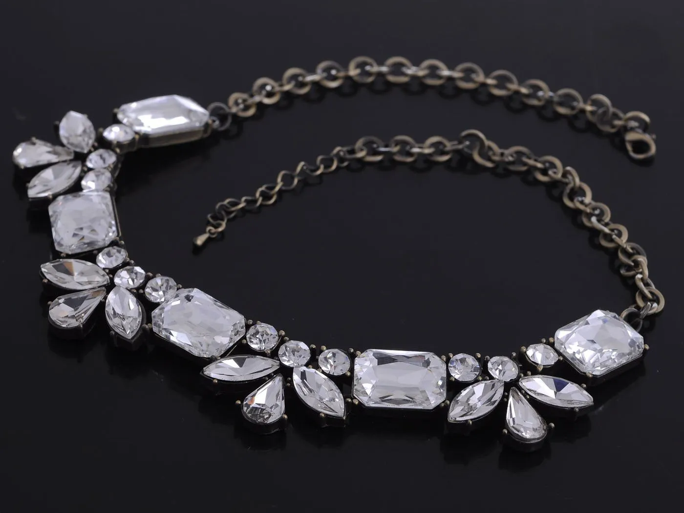 Alilang Silvery Tone Geometric Shape Clear Rhinestone Simple Collar Fashion Necklace