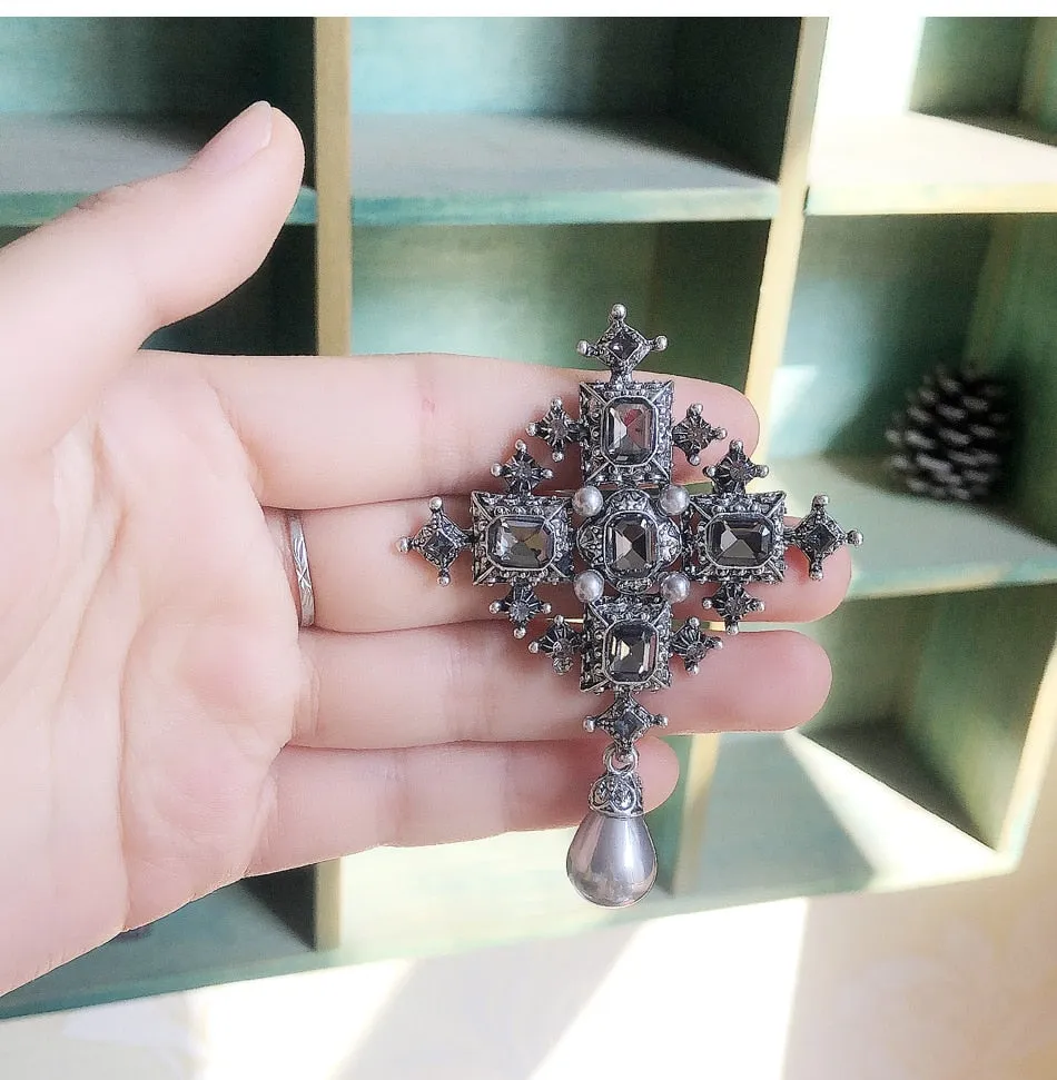 Classic Women Girls Pearl Pendant Cross Badges Pin Vintage Palace Baroque Style Crsytal Brooch