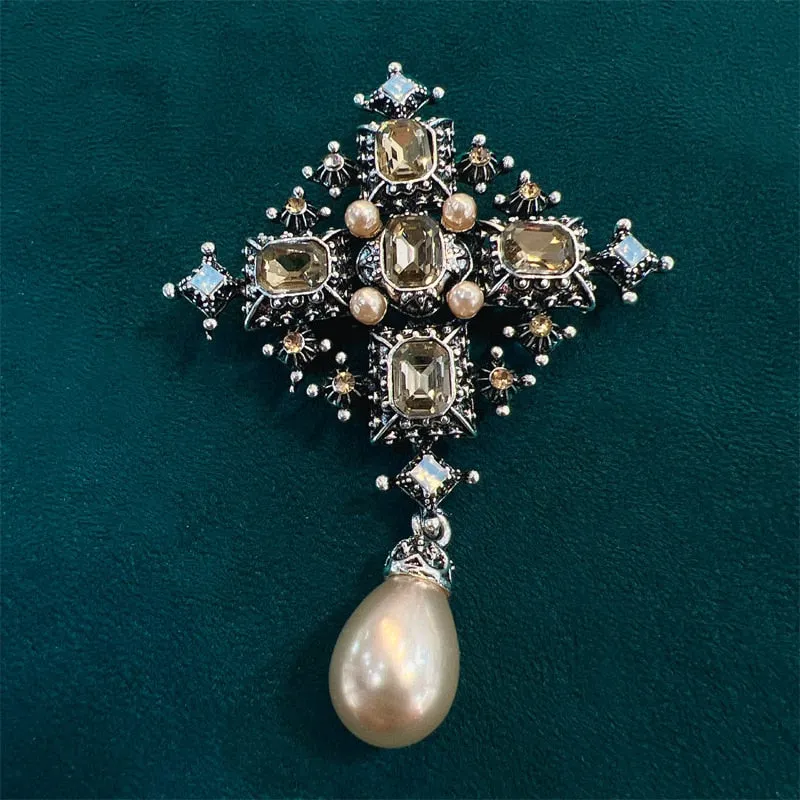 Classic Women Girls Pearl Pendant Cross Badges Pin Vintage Palace Baroque Style Crsytal Brooch