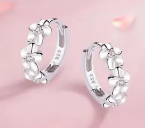 CRYSTAL STERLING SILVER FLOWER MINI HOOP EARRINGS