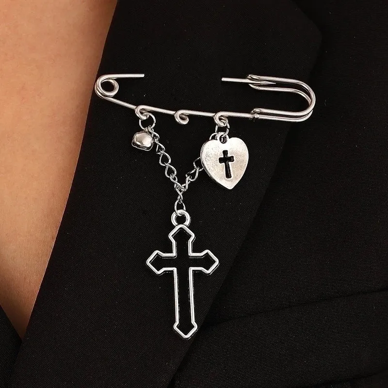 Cute Pin Devil's Eye Heart Shape Butterfly Alloy Plating Unisex Brooches