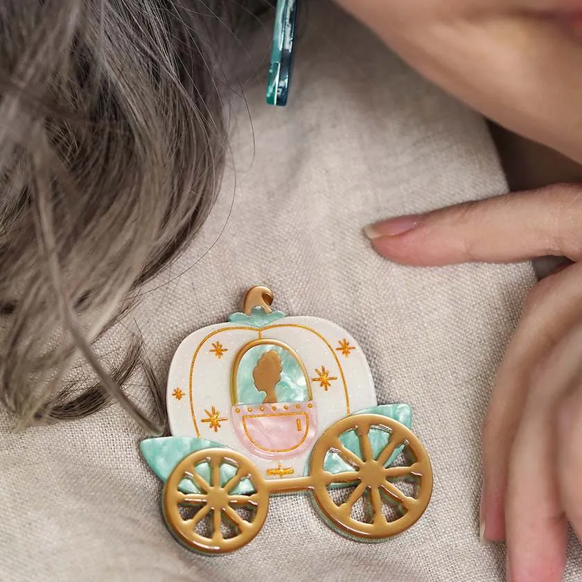 Erstwilder Til Midnight Brooch