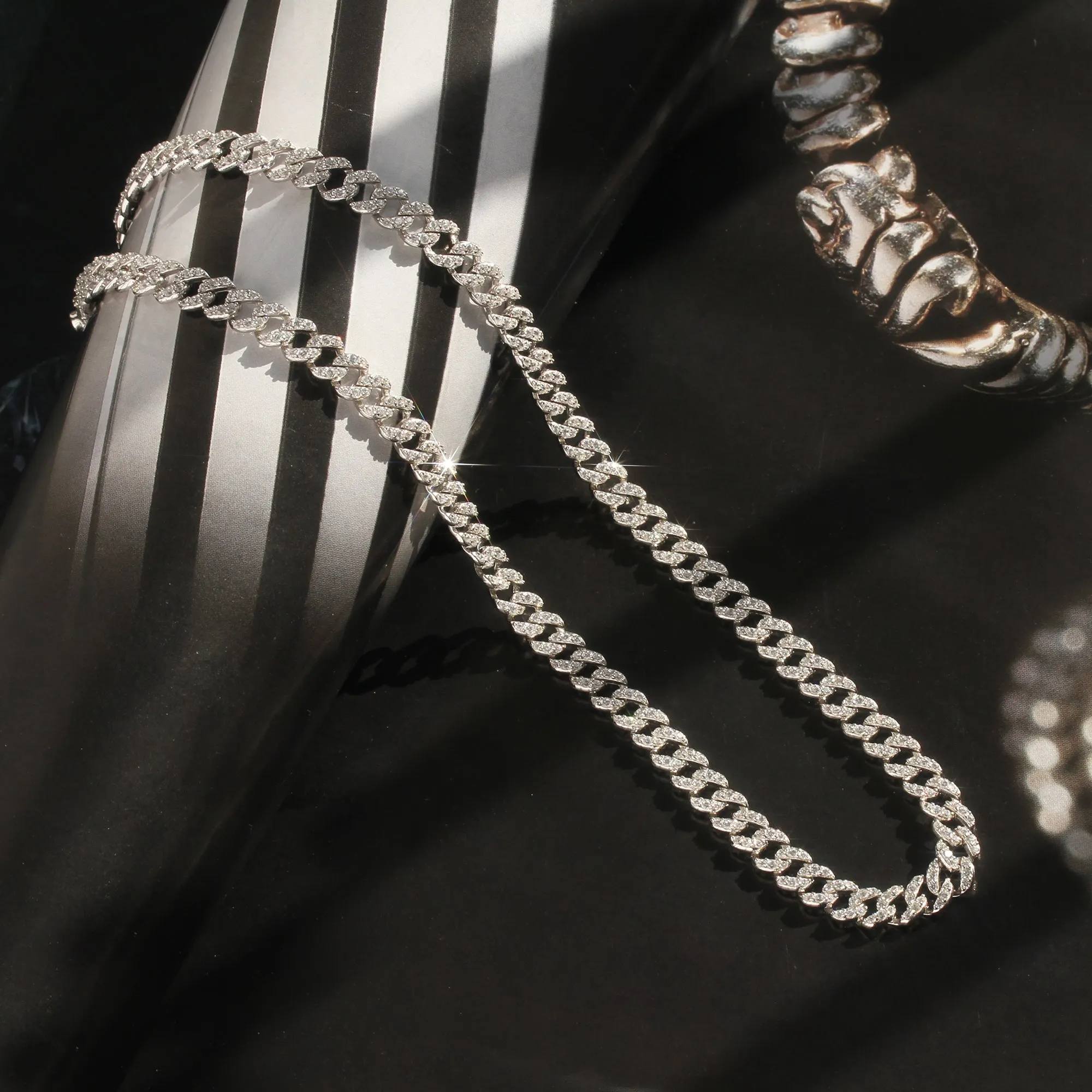 Handcrafted Brilliance: SparkleCrafter Curb Bracelet