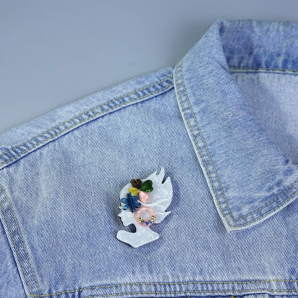 Handmade Fashion Acrylic Beautiful Lady Brooches For Women