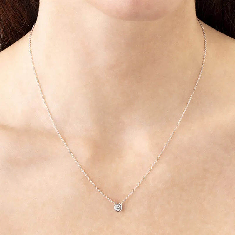 HEARTS ON FIRE 'CLASSIC' 18CT WHITE GOLD 0.25CT BEZEL SOLITAIRE DIAMOND PENDANT