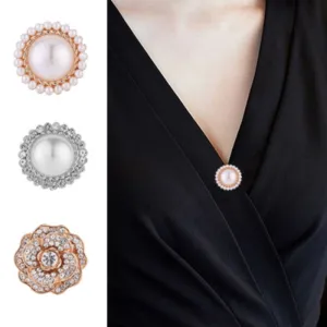 High-end Crystal Flower Magnet Brooches