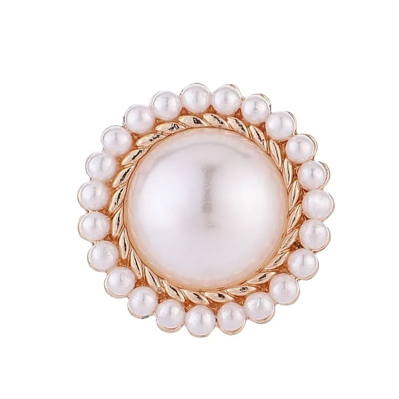 High-end Crystal Flower Magnet Brooches