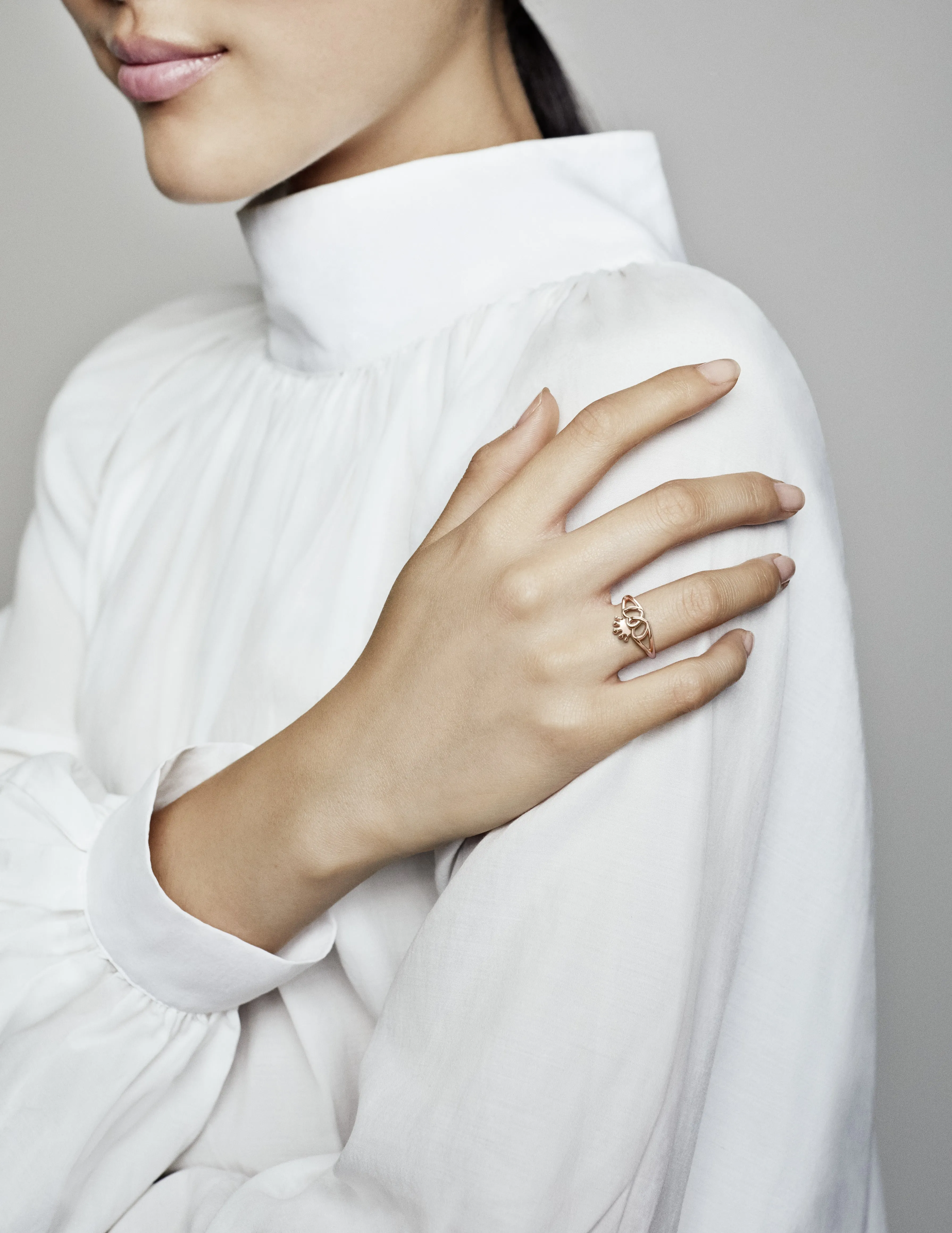 Interlocked crowned hearts 14k Rose Gold-plated ring