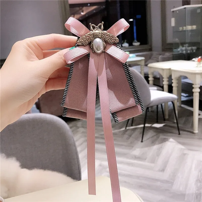 Korean High Grade Ribbon Pink Bow Brooches Bee Bowknot Collar Pins Shirt Necktie Accessories