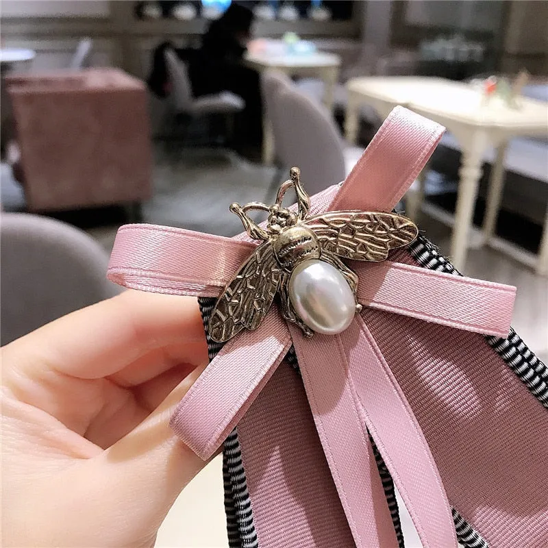 Korean High Grade Ribbon Pink Bow Brooches Bee Bowknot Collar Pins Shirt Necktie Accessories