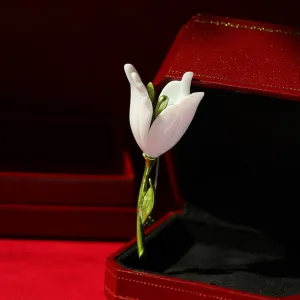 Magnolia Resin Brooch White Flower Jewelry Vintage Pin Brooches
