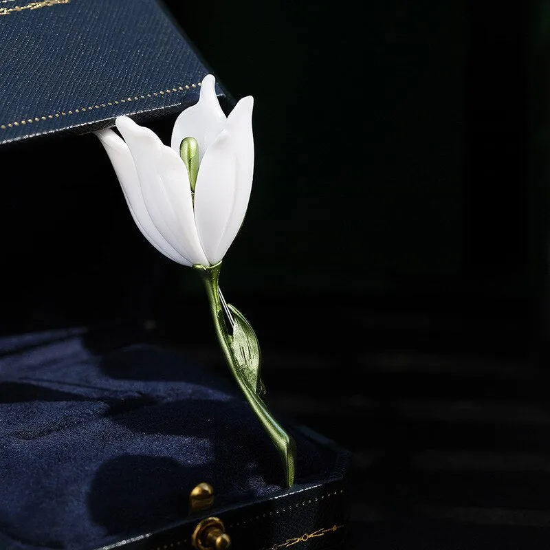 Magnolia Resin Brooch White Flower Jewelry Vintage Pin Brooches
