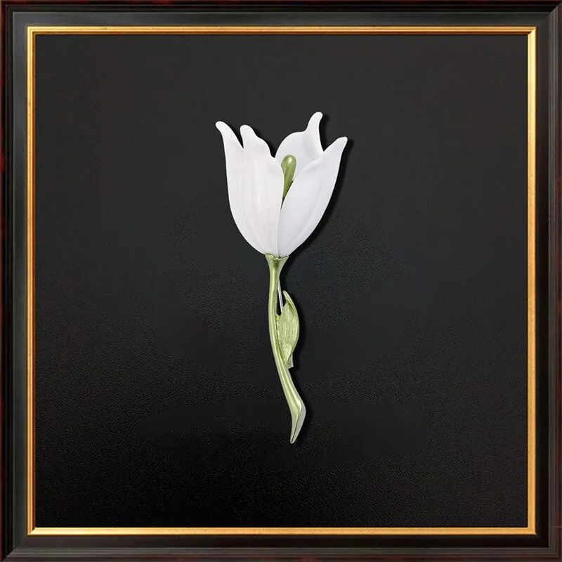Magnolia Resin Brooch White Flower Jewelry Vintage Pin Brooches