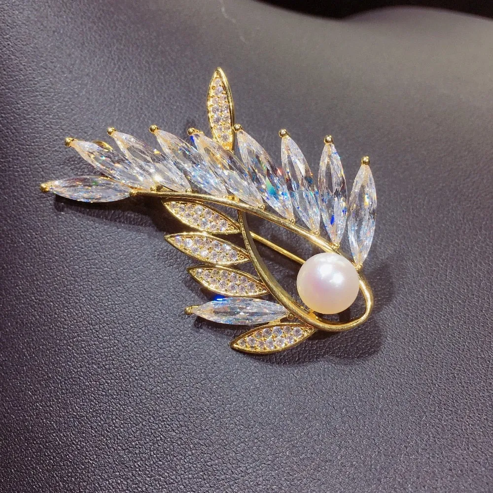 Natural Freshwater Pearl Brooch Austria Crystals Gold Creative Brooch