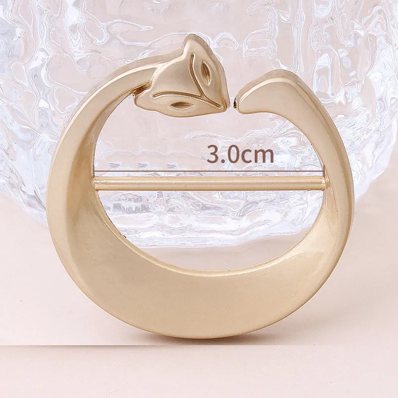 New Fashion Corner Hem Waist Knotted Brooches