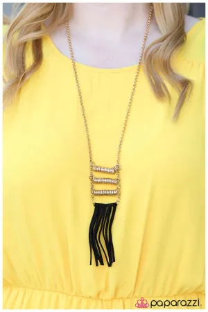 Paparazzi Necklace ~ Persuede Me - Gold