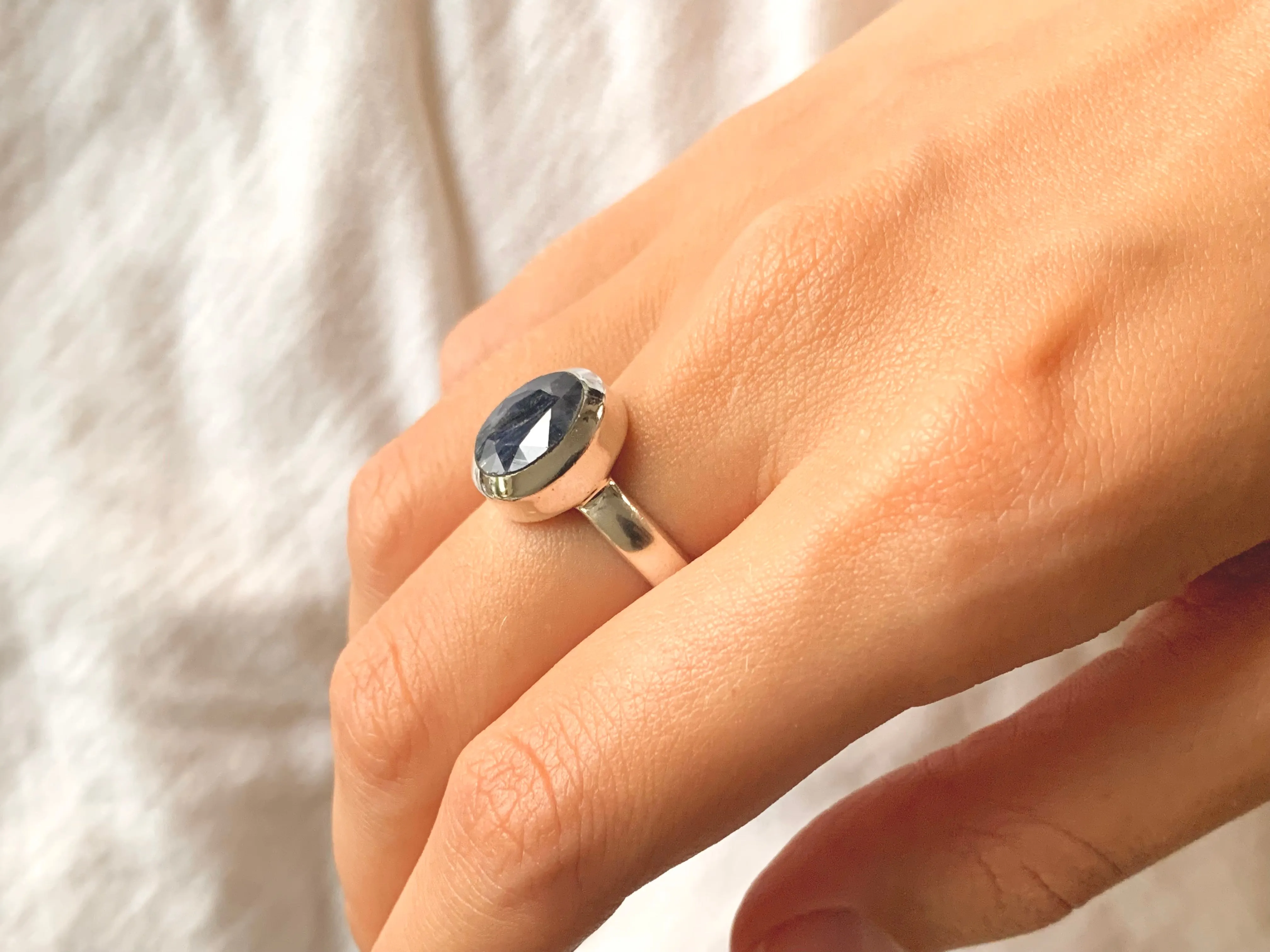 Sapphire Naevia Ring (US 6.5)