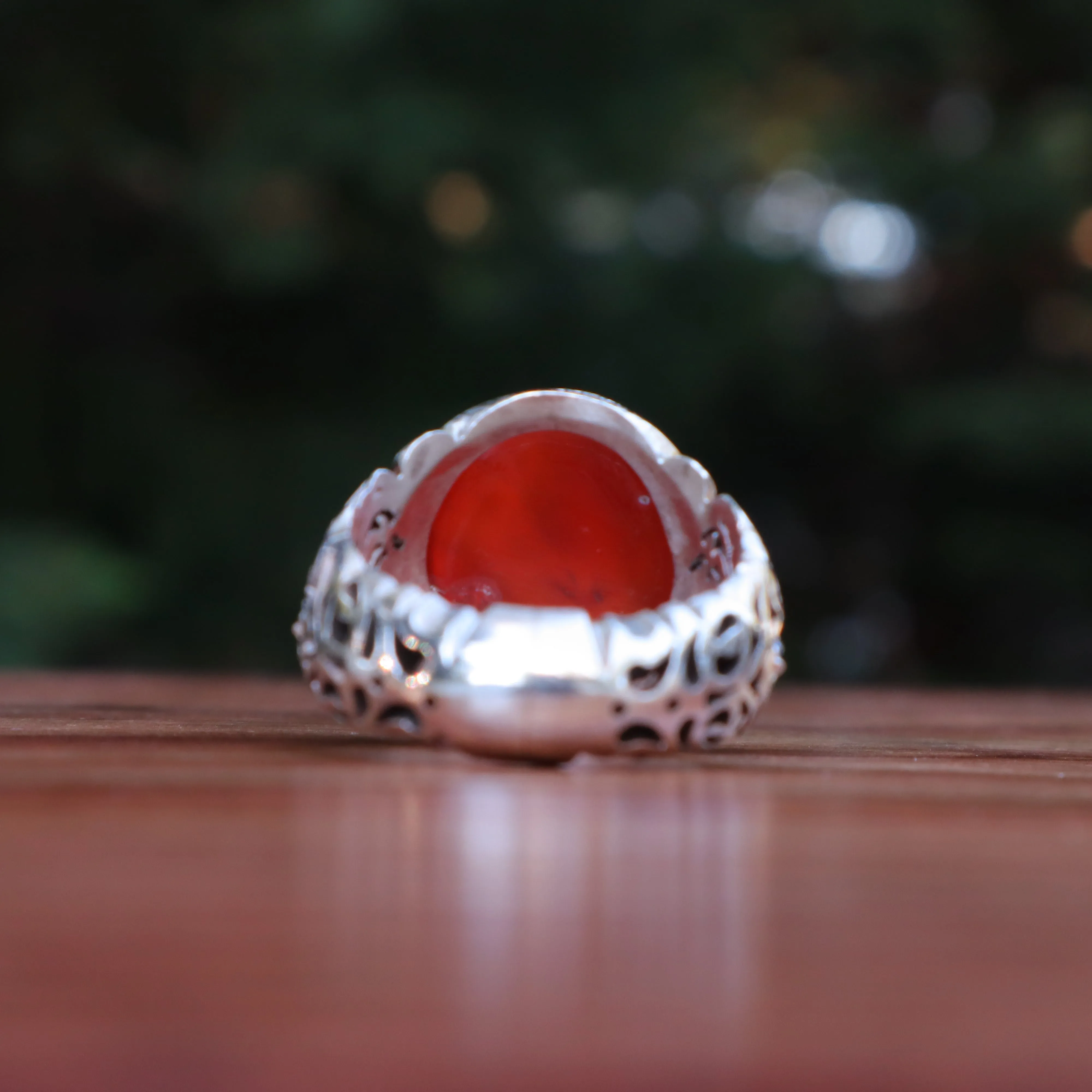 Shafaq Yemeni Aqeeq Ring with Sapphire Accents Sterling Silver Ring